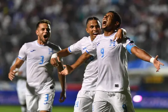 هندوراس تهزم هايتي وتقترب من التأهل إلى كأس العالم 2026