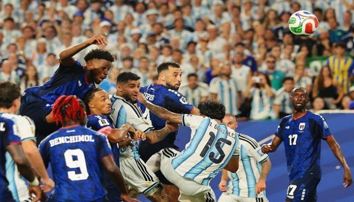 حامل اللقب يحسم مواجهة مثيرة بنتيجة 3-2 بعد وقت إضافي أمام مفاجأة البطولة، والفراعنة ينتظرون اختبارًا تاريخيًا أمام التانغو