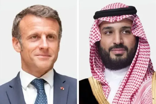 ولي العهد السعودي وماكرون يبحثان تطورات الأوضاع في غزة وجهود إحلال السلام