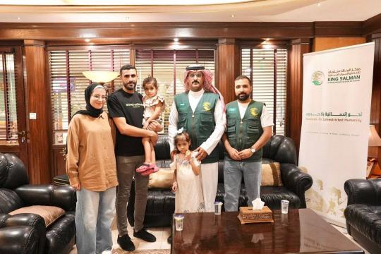 السعودية تتكفل بعلاج الطفلة الفلسطينية إلين الكيلاني المصابة بسرطان القولون