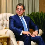 وزير المخابرات المصرية يهنئ خليل الحية برئاسة حماس