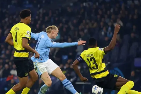 مانشستر سيتي يكتسح دورتموند وفوز هام لانتر ميلان وغلطة سراي وليفركوزن