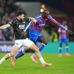 إسماعيلا سار يقود كريستال بالاس لفوز ثمين على ألكمار في دوري المؤتمر الأوروبي