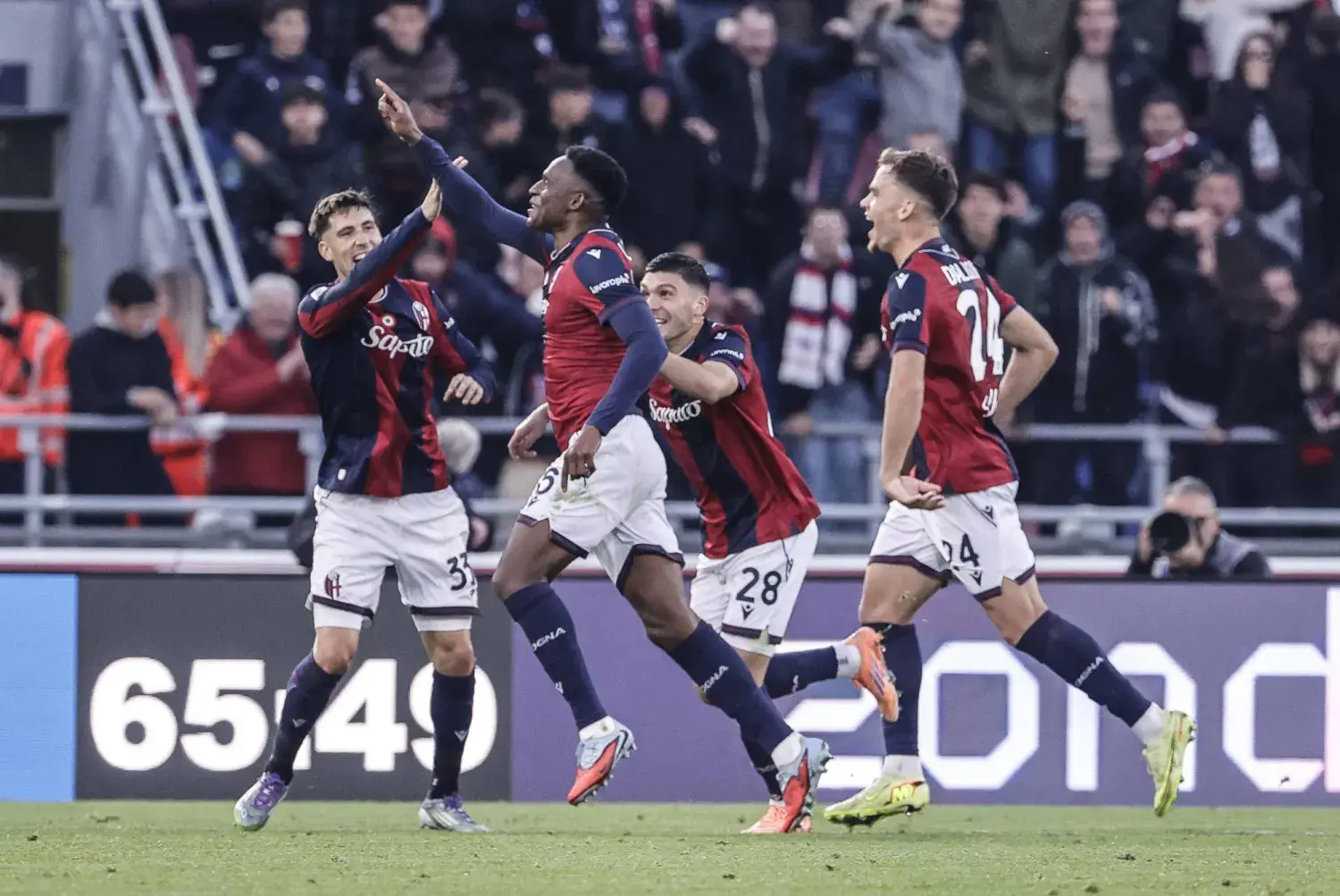 ثايس دالينغا ولوكومي يقودان بولونيا للفوز السادس هذا الموسم.. وساسولو يكتسح أتالانتا بثلاثية