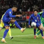 فرنسا تكتسح أوكرانيا برباعية وتضمن التأهل رسمياً إلى مونديال 2026