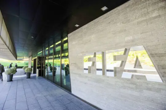 سويسرا و«فيفا» يموّلان تطوير الملاعب في الضفة الغربية بـ120 ألف فرنك