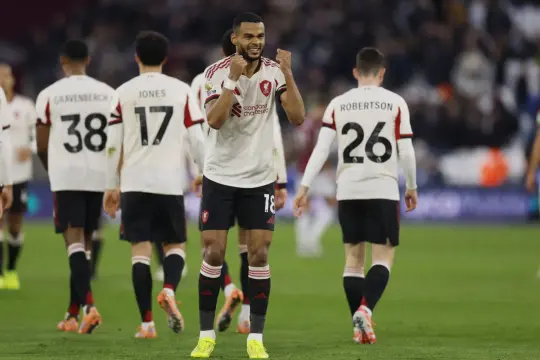 ليفربول يستعيد نغمة الانتصارات وبرايتون وأستون فيلا يواصلان التألق في البريميرليغ