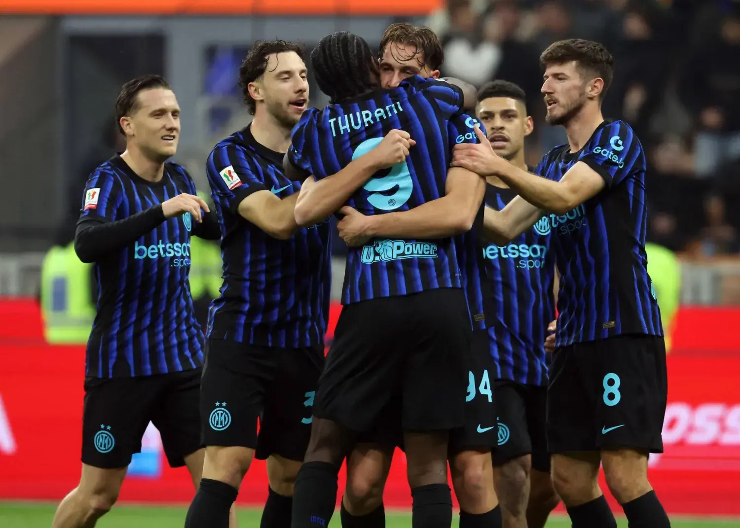 إنتر يكتسح فينيسيا بخماسية ونابولي يعبر كالياري بركلات الترجيح المثيرة