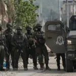 اقتحام إسرائيلي لقلقيلية ومداهمات واسعة للمنازل وتحويل قاعة مناسبات إلى ثكنة عسكرية