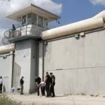 «الصليب الأحمر»: لم نتمكن من زيارة المعتقلين الفلسطينيين في السجون الإسرائيلية منذ أكتوبر 2023