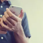 دراسة: استخدامك لـ«واتساب» قد يكشف فجوة خفية بين تصورك وسلوكك الحقيقي في التواصل