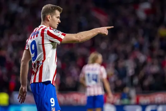 أتلتيكو مدريد يكتسح ريال بيتيس بخماسية ويتأهل إلى نصف نهائي كأس إسبانيا