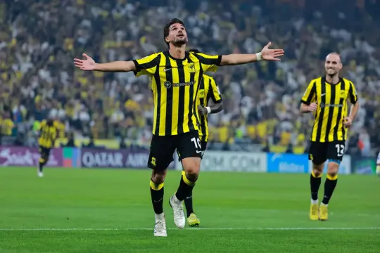 عوار يقود الاتحاد لاكتساح الغرافة بسباعية والتأهل إلى أدوار خروج المغلوب