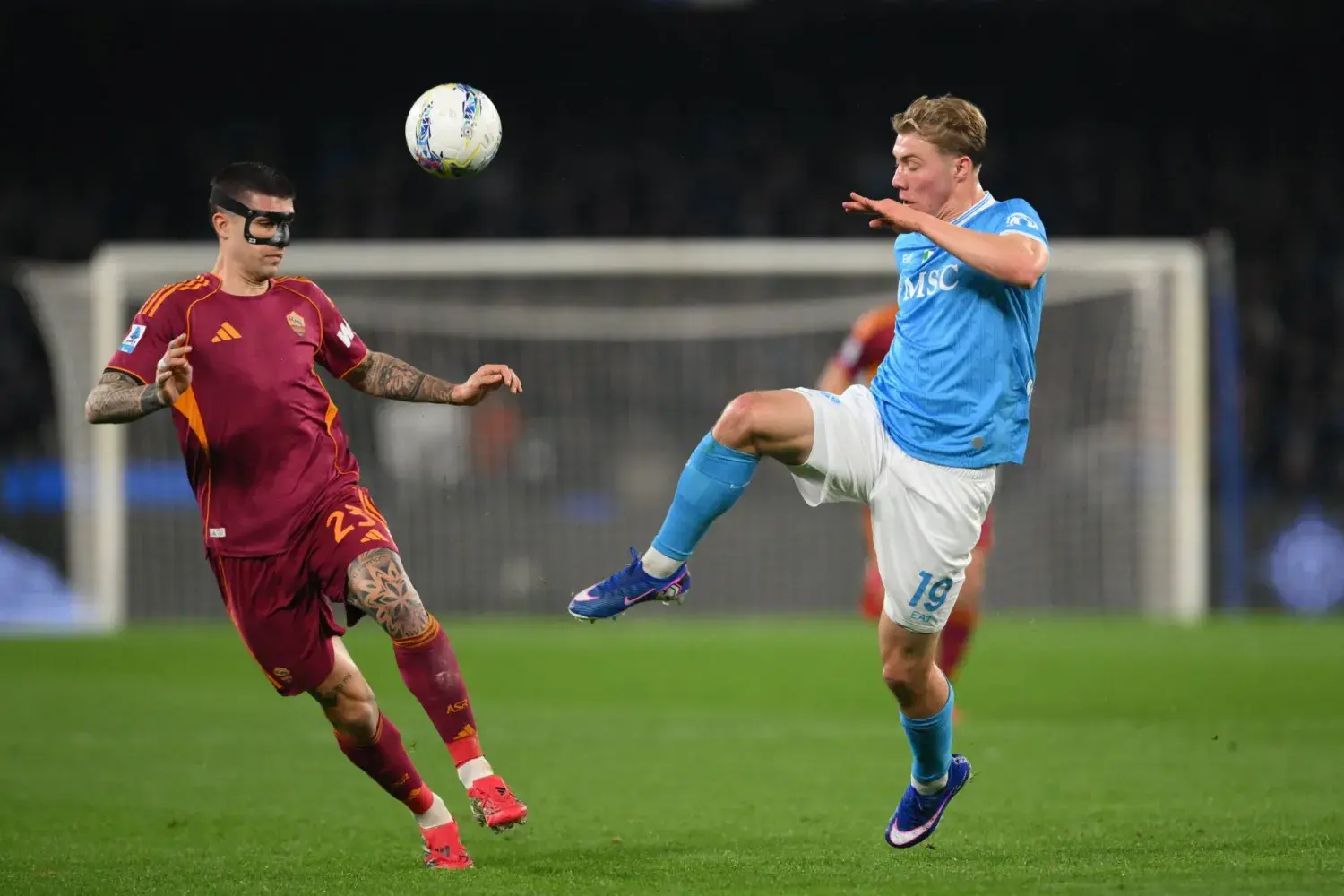 نابولي وروما يتعادلان في «ديربي الشمس» وبولونيا يعود للانتصارات في الكالتشيو