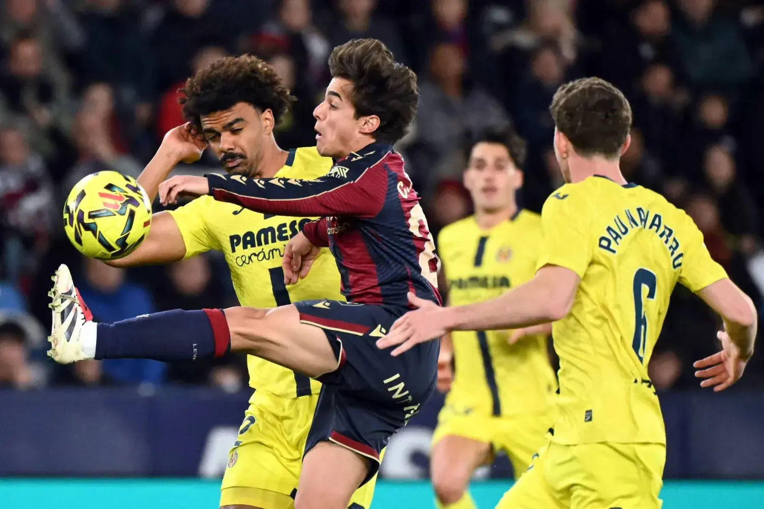 فياريال يهزم ليفانتي ويعتلي المركز الثالث في الدوري الإسباني