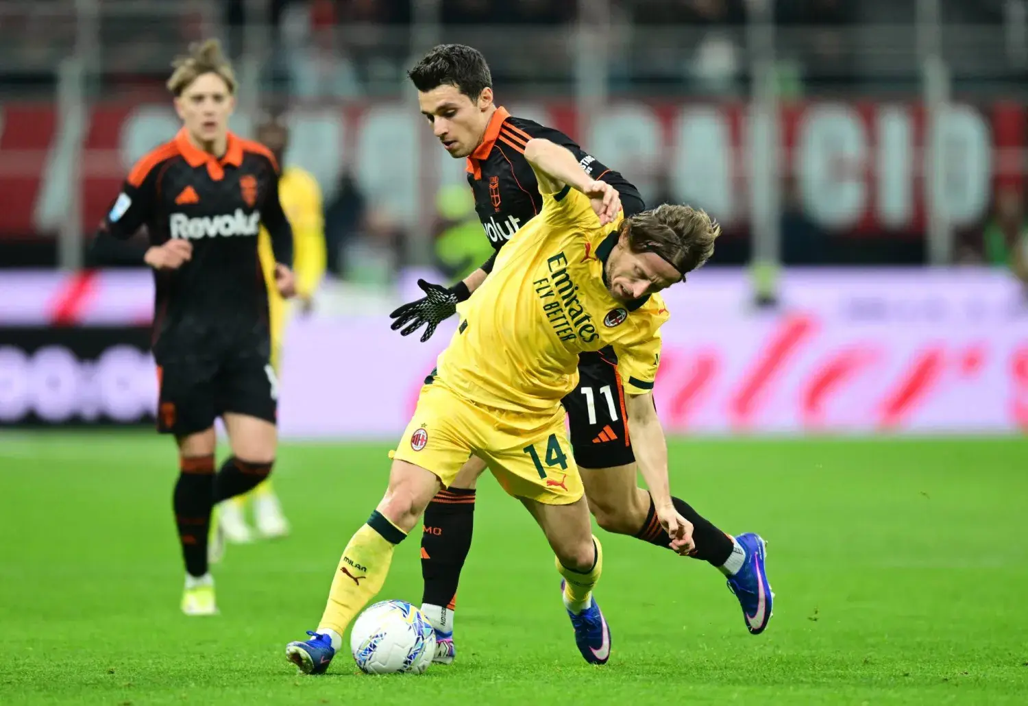 تعادل إيجابي على «سان سيرو» يبقي الروسونيري في الوصافة خلف إنتر