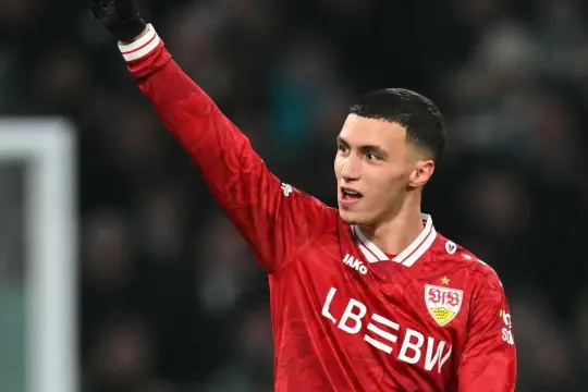 شتوتغارت يقترب من ثمن النهائي الأوروبي برباعية أمام سيلتيك