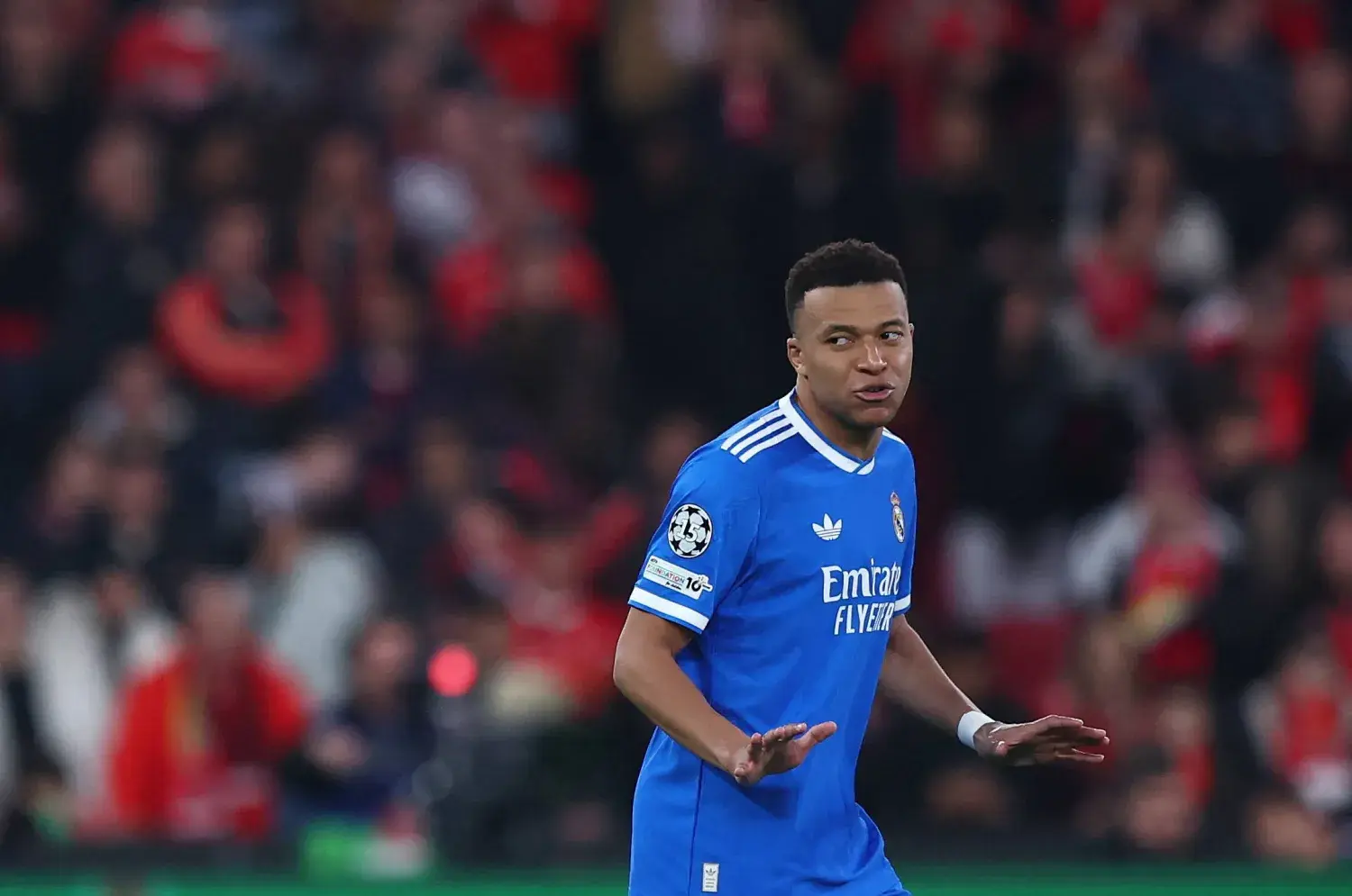 النادي يقرر عدم استئناف حكم يلزمه بدفع نحو 61 مليون يورو لمهاجمه السابق