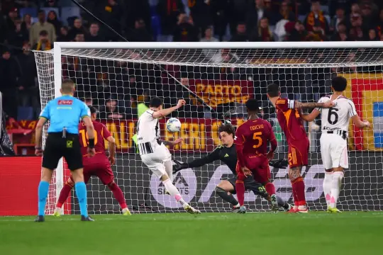 يوفنتوس يخطف تعادلاً قاتلاً أمام روما… وميلان يعزز وصافته في صراع الكالتشيو