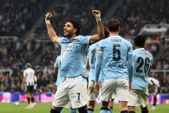 مرموش يقود مانشستر سيتي لقهر نيوكاسل وفوز تشيلسي وآرسنال في ربع نهائي كأس إنجلترا