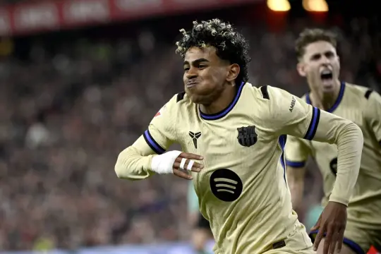 برشلونة يتجاوز أتلتيك بلباو وأتلتيكو مدريد يحسم مواجهة ريال سوسيداد في الدوري الإسباني