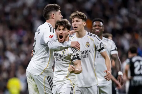 ريال مدريد يكتسح إلتشي برباعية ويواصل مطاردة برشلونة على صدارة الليغا