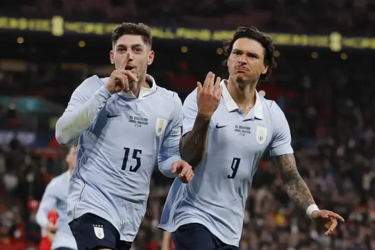 استعدادا للمونديال: أوروغواي يخطف التعادل من إنجلترا وألمانيا تقلب الطاولة على سويسرا وهولندا تهزم النرويج