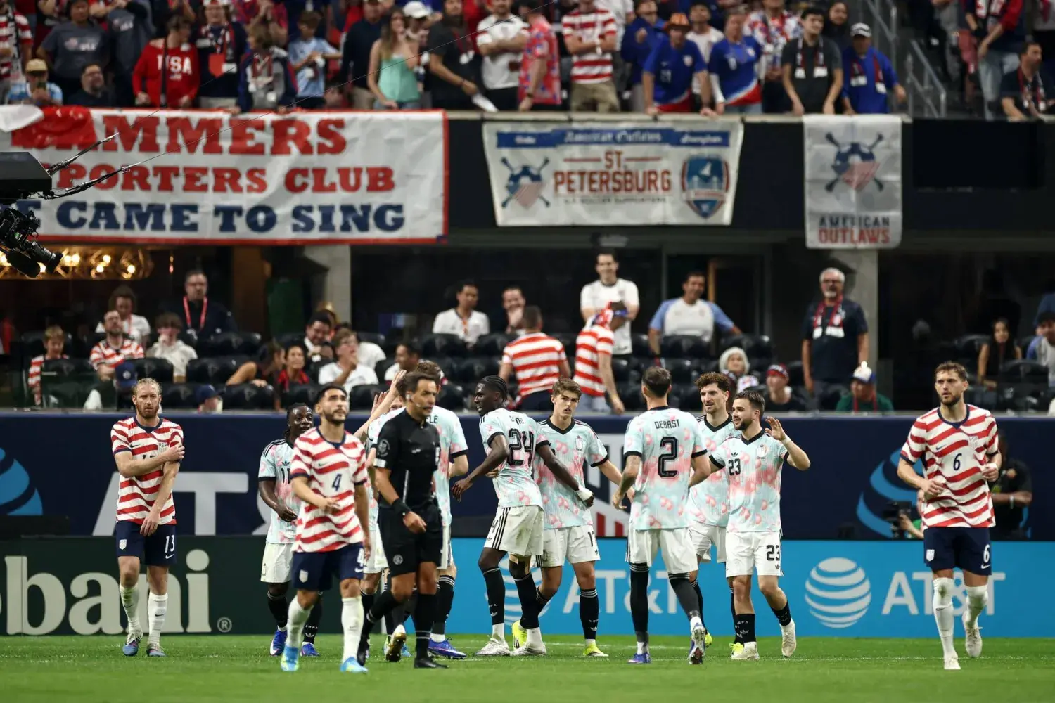 إنذار مبكر لمنتخب بوكيتينو قبل 75 يوماً من انطلاق البطولة