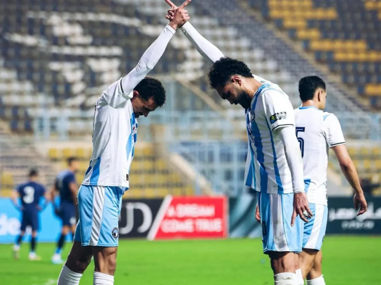 بيراميدز يضرب موعداً مع زد في المباراة النهائية المقررة في 10 مايو