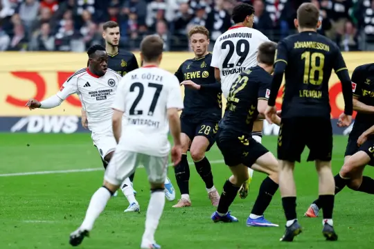 تعادل مثير بين كولن وفرانكفورت وسقوط مخيب لأونيون برلين أمام سانت باولي