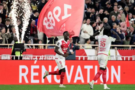 موناكو يواصل انتصاراته ويهزم مرسيليا 2-1 في الدوري الفرنسي