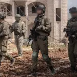 الجيش الإسرائيلي يعلن توقف التوغل جنوب لبنان عند "الخط الأمامي"