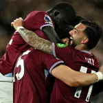 وست هام يكتسح وولفرهامبتون برباعية ويهرب من مراكز الهبوط