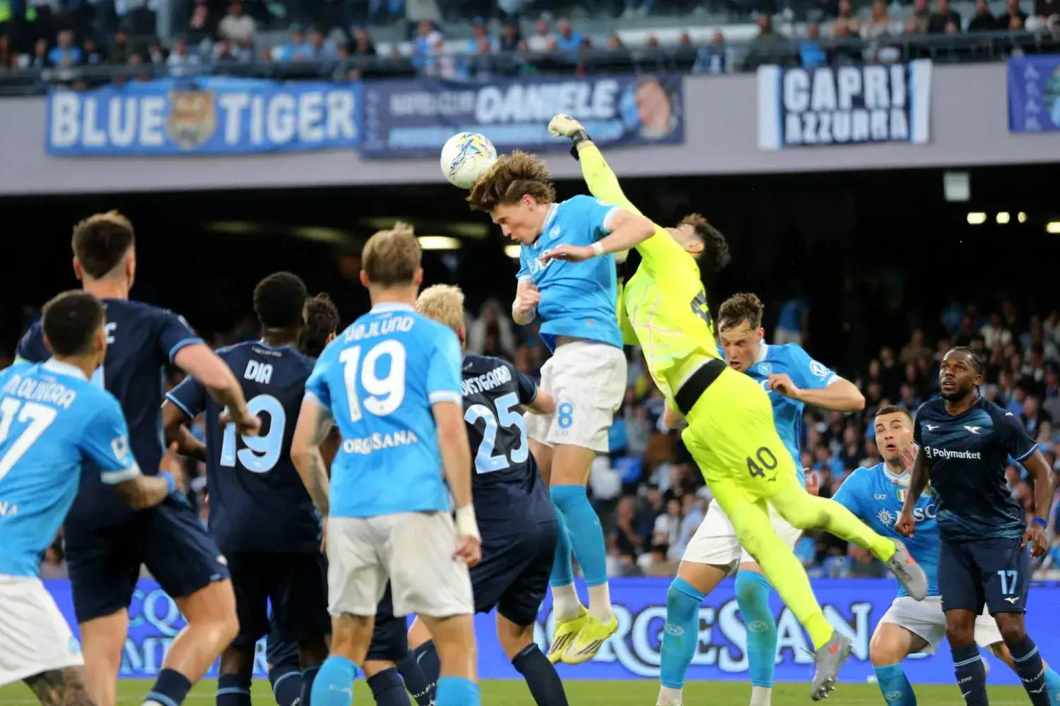 إنتر يقترب من التتويج بالدوري الإيطالي… وتعثر نابولي يعزز الصدارة وبايرن على أعتاب لقب جديد