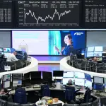 تراجع الأسهم الأوروبية مع تصاعد الضبابية بشأن محادثات واشنطن وطهران