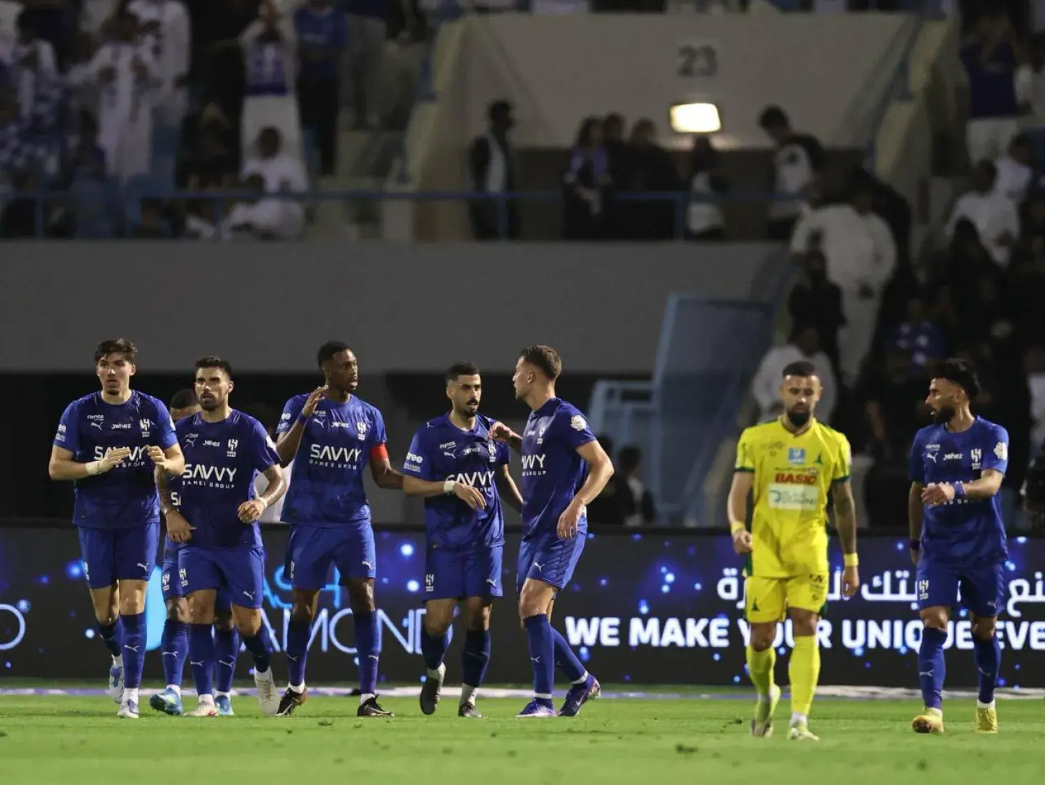 فوز قاتل على الخليج يقرب الهلال من الصدارة قبل مواجهة حاسمة