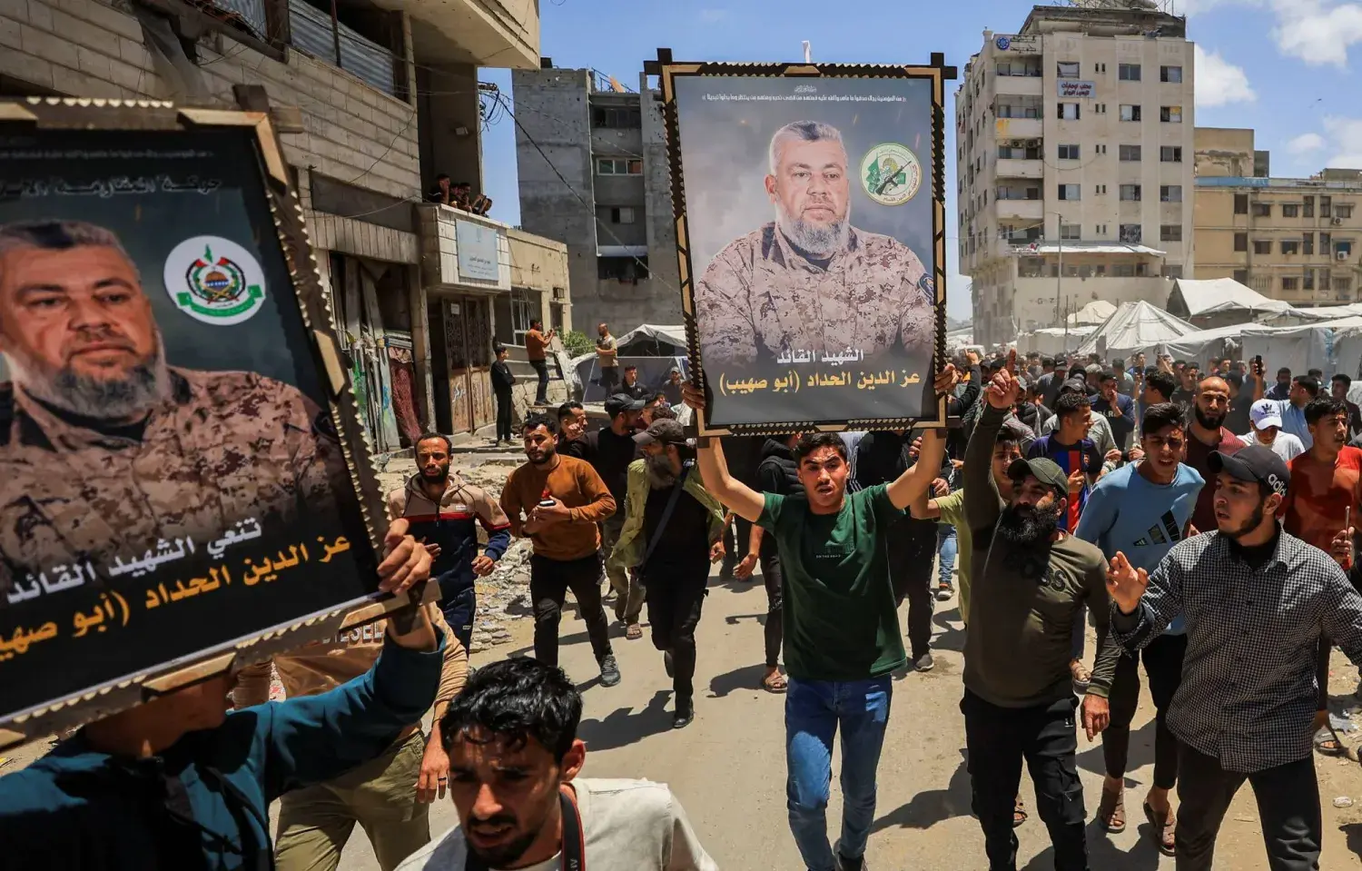 تشييع القائد العام لكتائب القسام في غزة بعد استشهاده بغارة إسرائيلية والحركة تؤكد استمرار مسار المقاومة