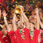 فيديو: هاتريك هاري كين يقود بايرن ميونيخ للتتويج بكأس ألمانيا والثنائية المحلية
