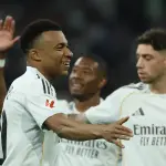ريال مدريد يختتم موسمه بانتصار رباعي ووداع مؤثر لكارفاخال