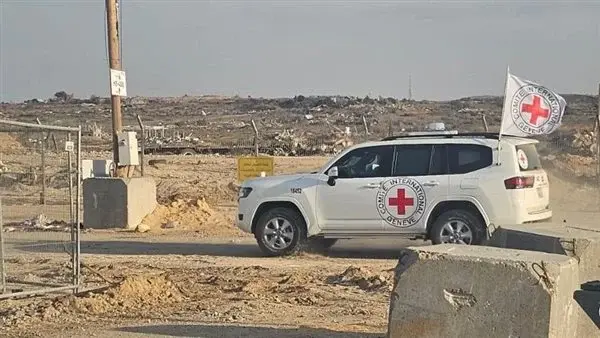 اللجنة الدولية تؤكد نقل أكثر من 2500 معتقل منذ 2023 وتطالب بالسماح بزيارات دورية للسجون الإسرائيلية