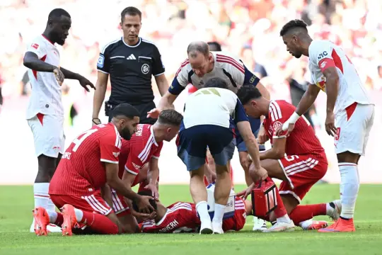 موسيالا يثير القلق مجدداً بعد سقوطه في ودية بايرن ميونيخ