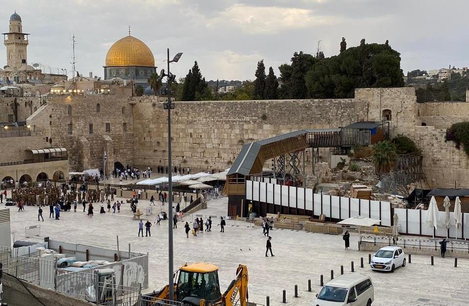 دائرة شؤون القدس تحذر من استخدام السياحة أداة لتكريس التقسيم الزماني والمكاني للمسجد الأقصى