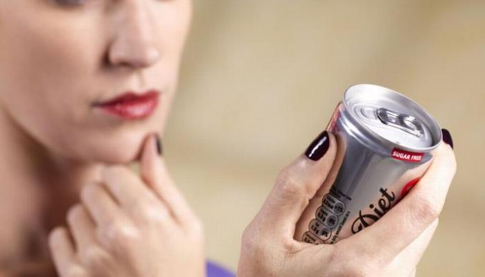 محليات صناعية واختلال بكتيريا الأمعاء ومقاومة الإنسولين قد ترفع خطر الإصابة بالكبد الدهني