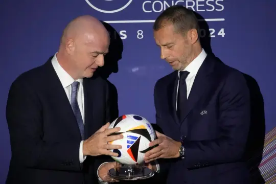 يويفا وكونكاكاف يبحثان إطلاق دوري أمم مشترك يضم 96 منتخبًا