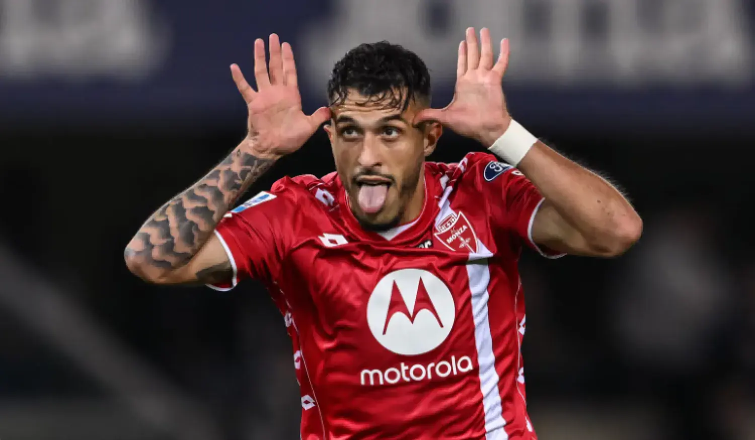 مونزا وكريمونيزي يحجزان مقعديهما في دور الـ16