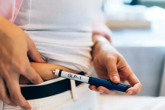 حقن خفض الوزن والعلاج السلوكي للأرق.. كيف يتعامل الطب مع الحالات الشائعة؟