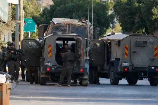 حملة اقتحامات واعتقالات واسعة في الضفة الغربية خلال أول أيام عيد الفطر