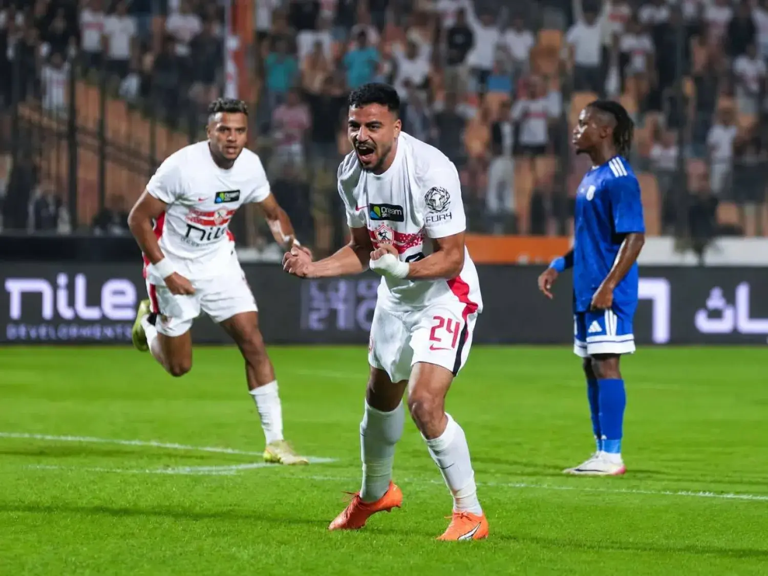 الزمالك يهزم أبو قير للأسمدة بثنائية ويتصدر الدوري المصري مؤقتاً