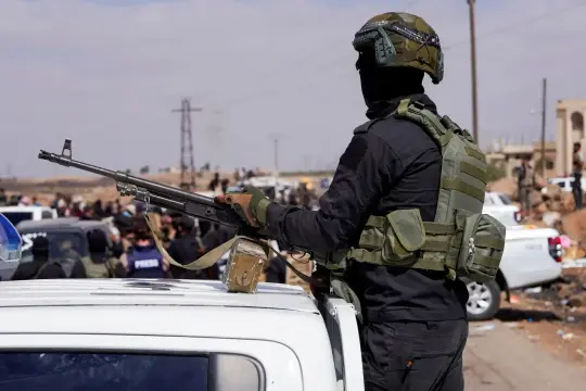 تحقيق يكشف دعماً إسرائيلياً سرياً لفصائل درزية في جنوبي سوريا