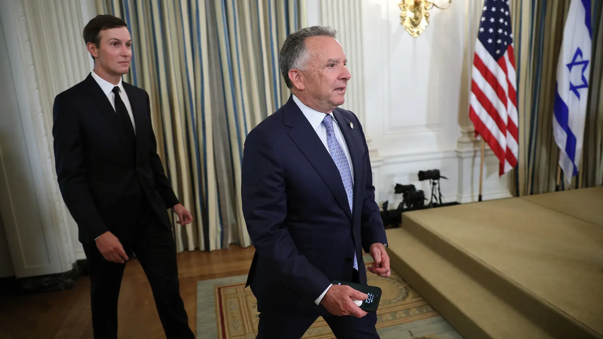 مستشارو ترامب يتجاهلون اعتراضات نتنياهو ويمضون بتشكيل مجلس السلام والحكومة التكنوقراطية